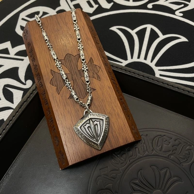 Bright Chrome Hearts Necklaces 242342