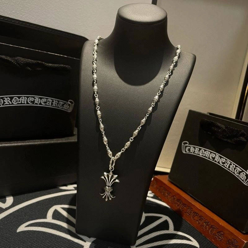 Fashionable Chrome Hearts Necklaces 241875