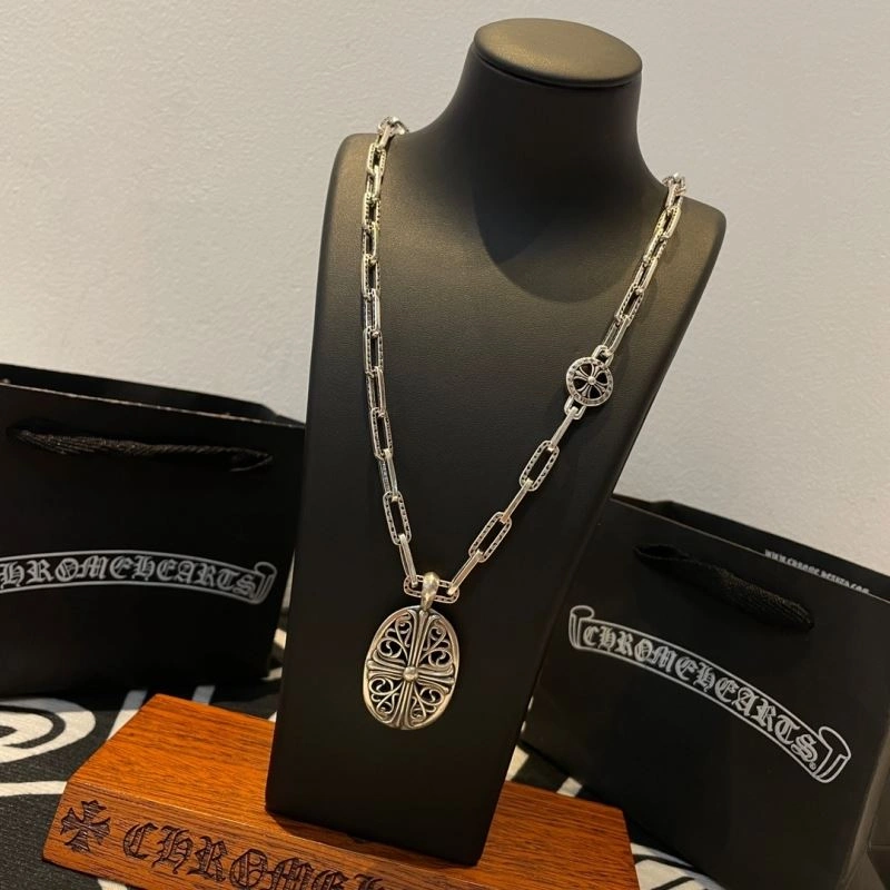Sophisticated Chrome Hearts Necklaces 241867