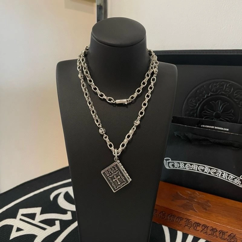 Flexible Chrome Hearts Necklaces 241844