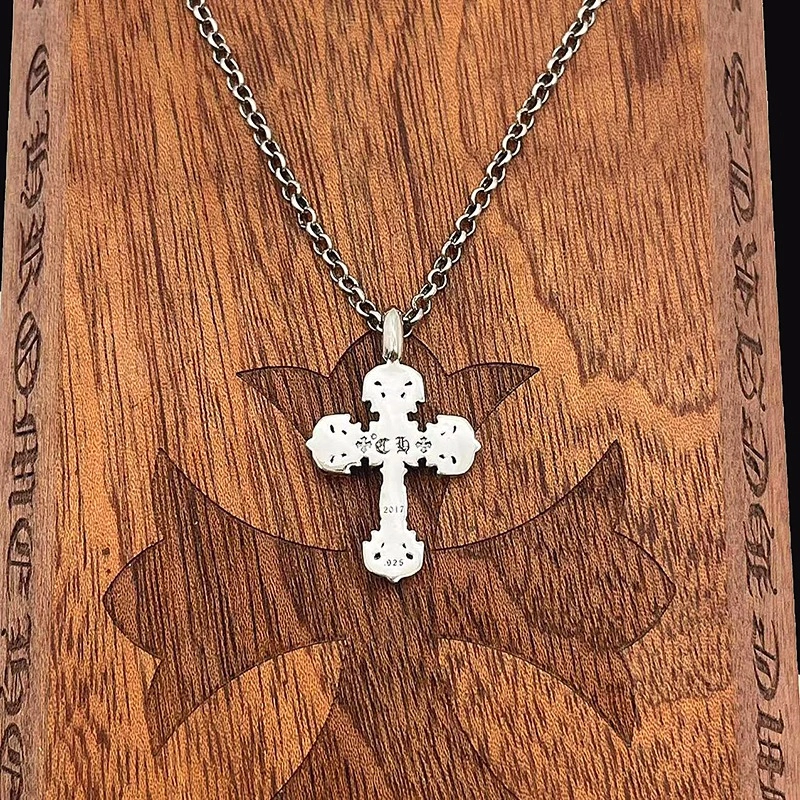 RelaxedFit Chrome Hearts Necklaces 241831