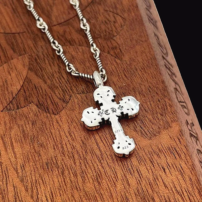 RelaxedFit Chrome Hearts Necklaces 241831