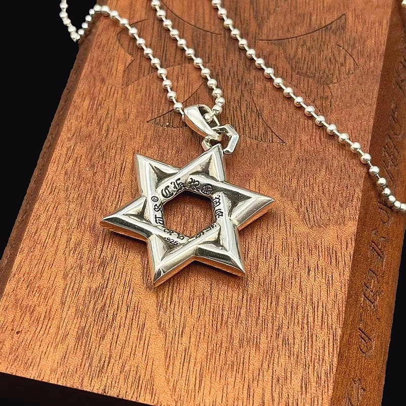 ZipUp Chrome Hearts Necklaces 241841
