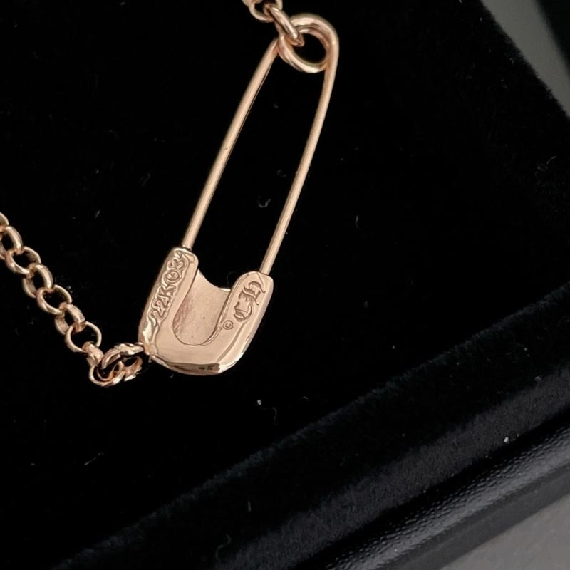 WaterResistant Chrome Hearts Necklaces 241834