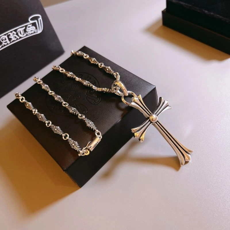 Unisex Chrome Hearts Necklaces 241813