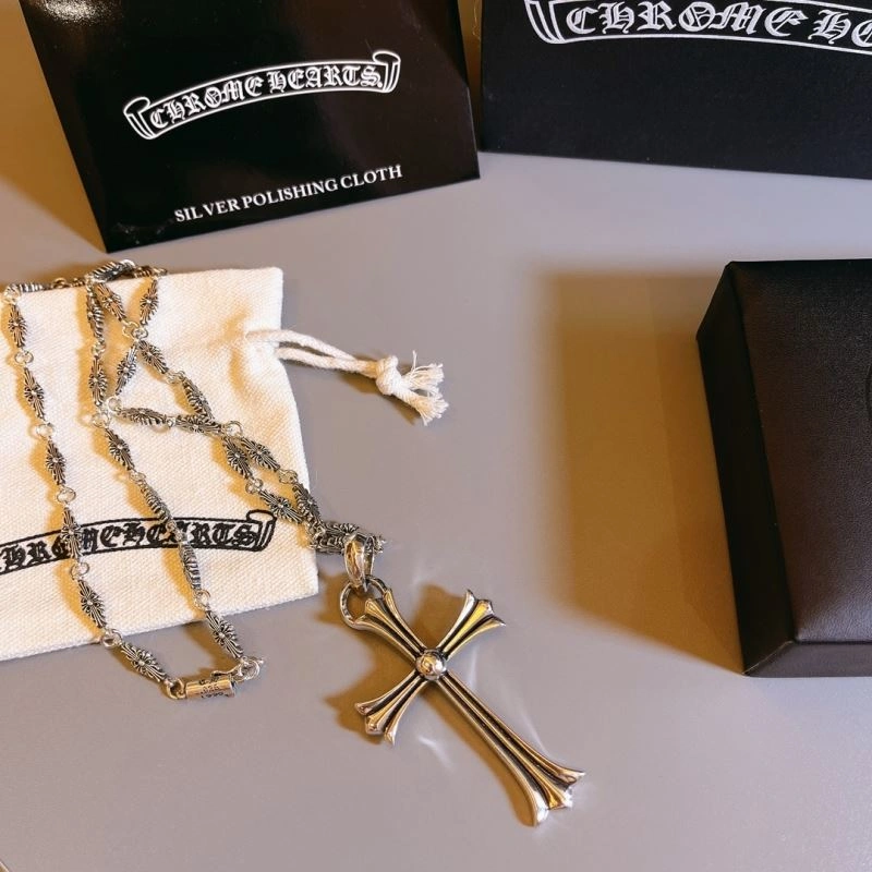 Unisex Chrome Hearts Necklaces 241813