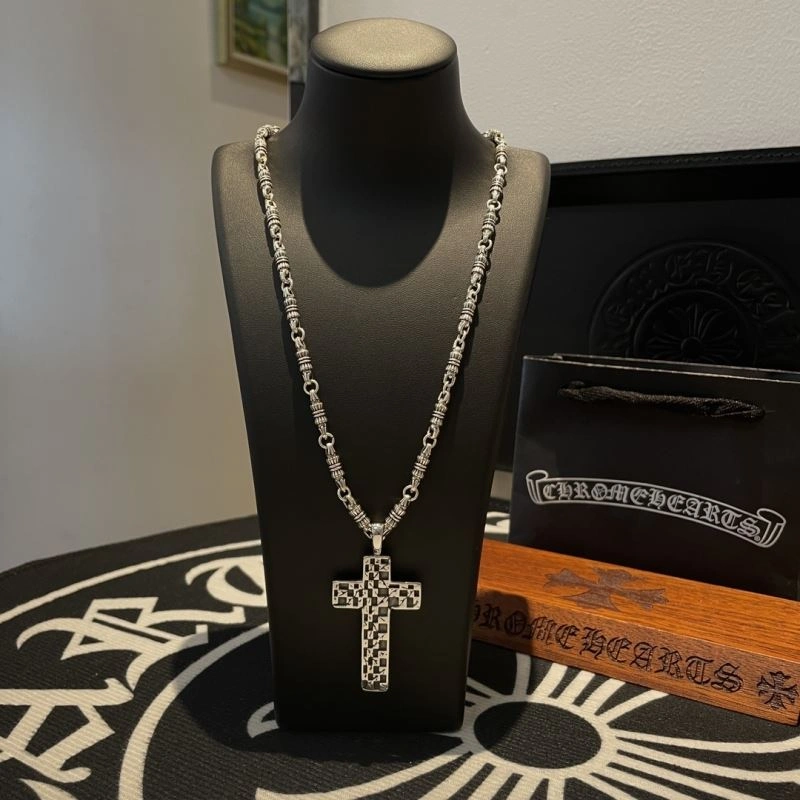 EyeCatching Chrome Hearts Necklaces 241815