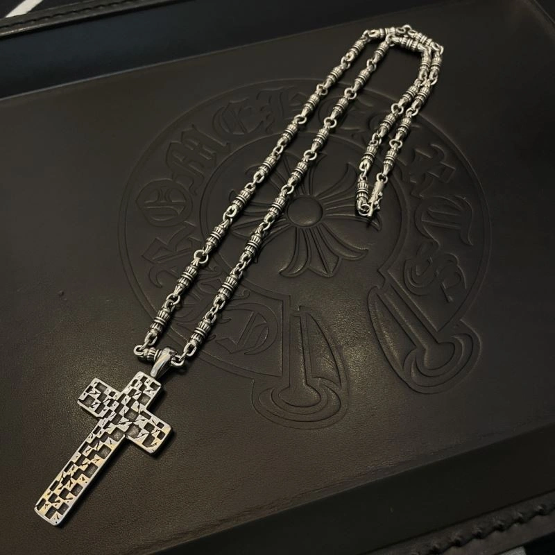 EyeCatching Chrome Hearts Necklaces 241815