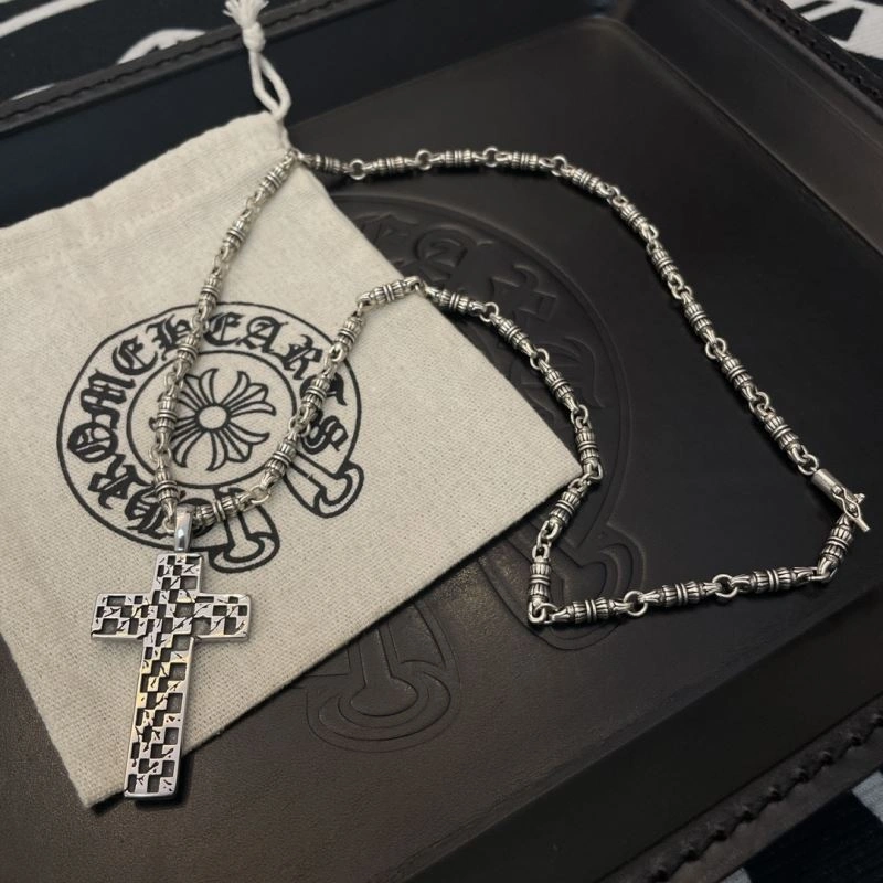 EyeCatching Chrome Hearts Necklaces 241815