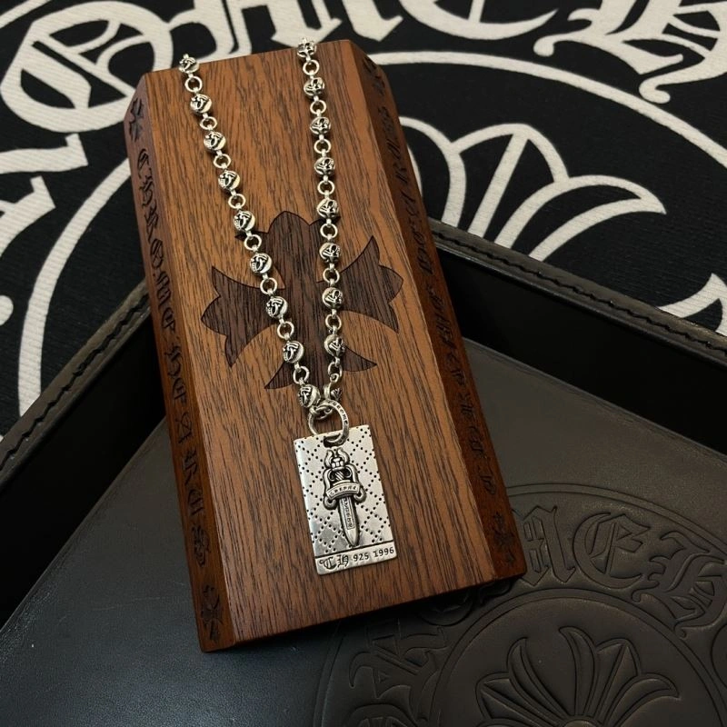 Cozy Chrome Hearts Necklaces 241804