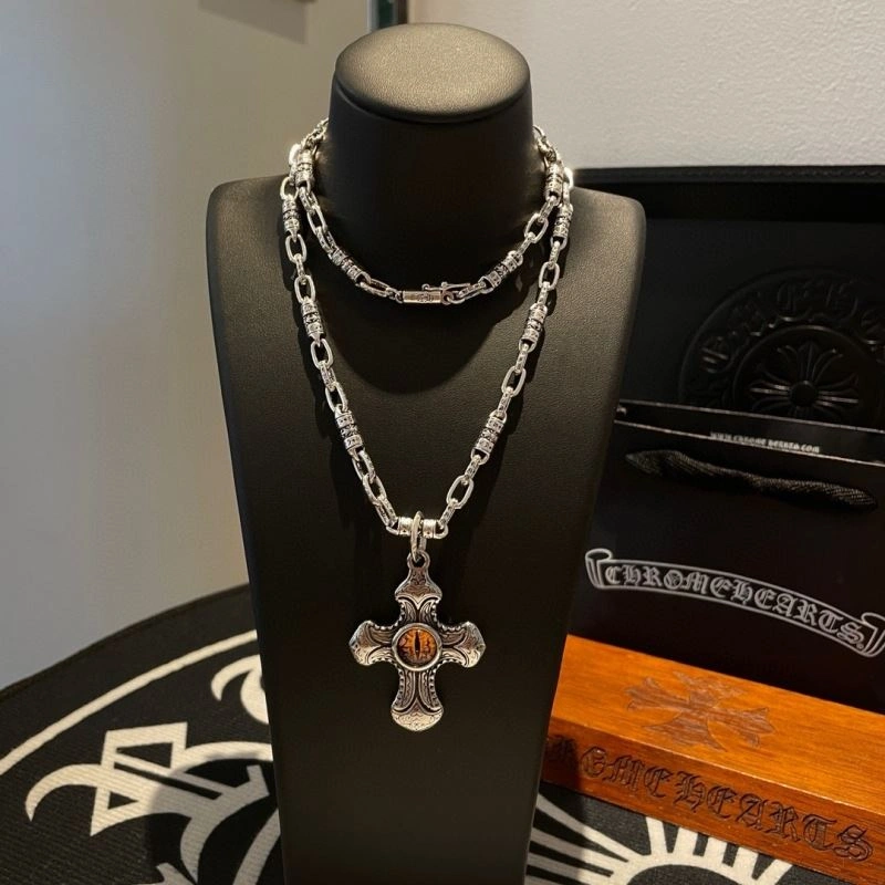 Elegant Chrome Hearts Necklaces 241793
