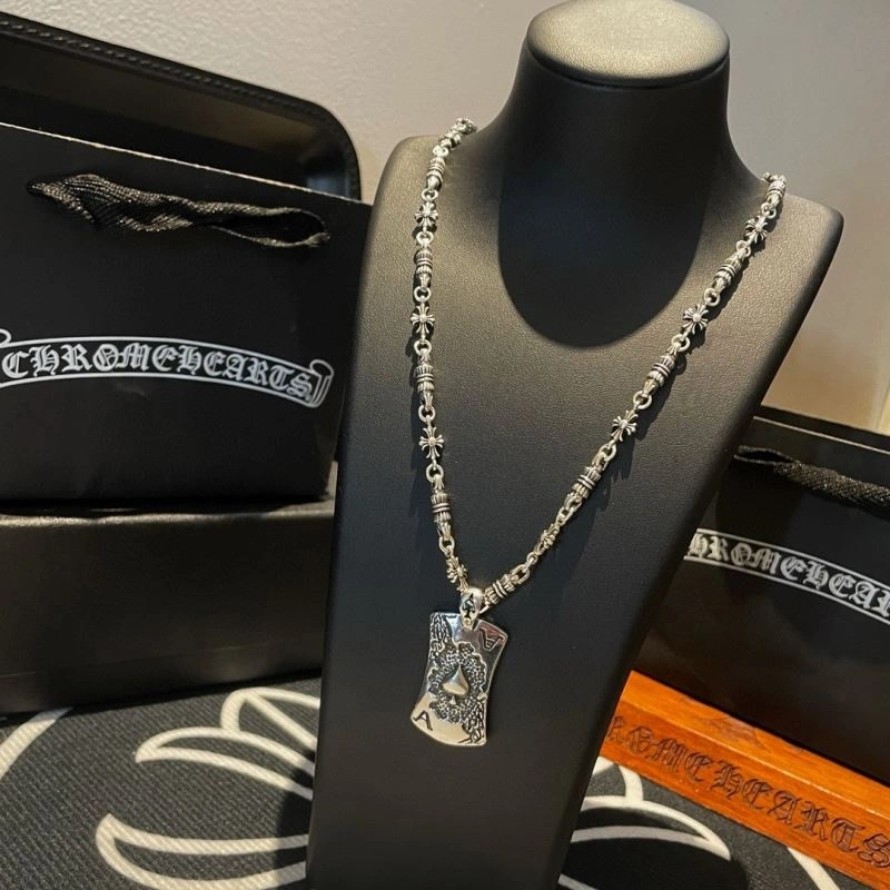 AllSeason Chrome Hearts Necklaces 241788