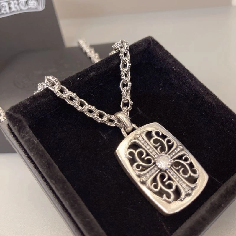 Bold Chrome Hearts Necklaces 241672