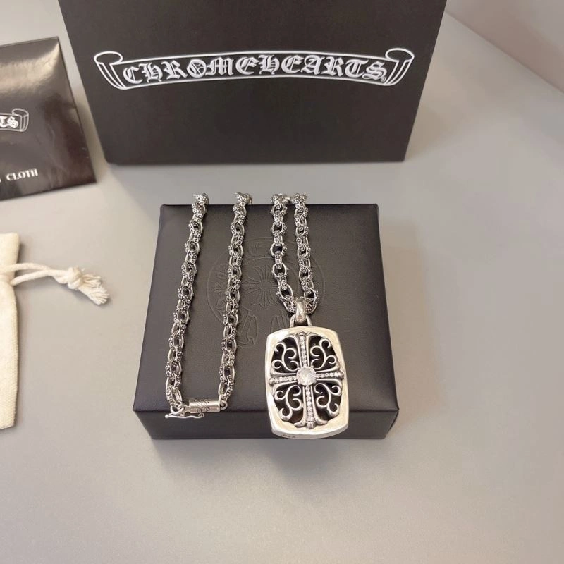 Bold Chrome Hearts Necklaces 241672