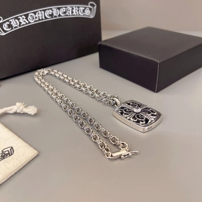 Bold Chrome Hearts Necklaces 241672