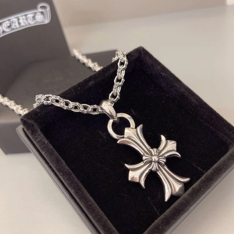 Chrome Hearts Necklaces Stylish 241670