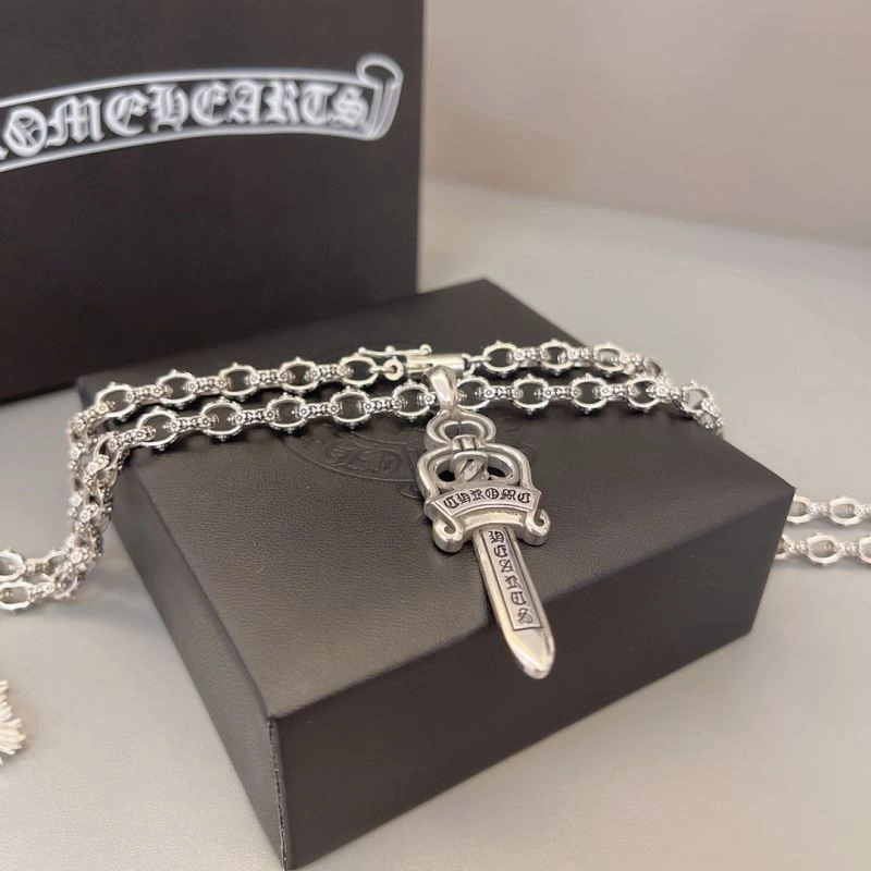 Breathable Chrome Hearts Necklaces 241662