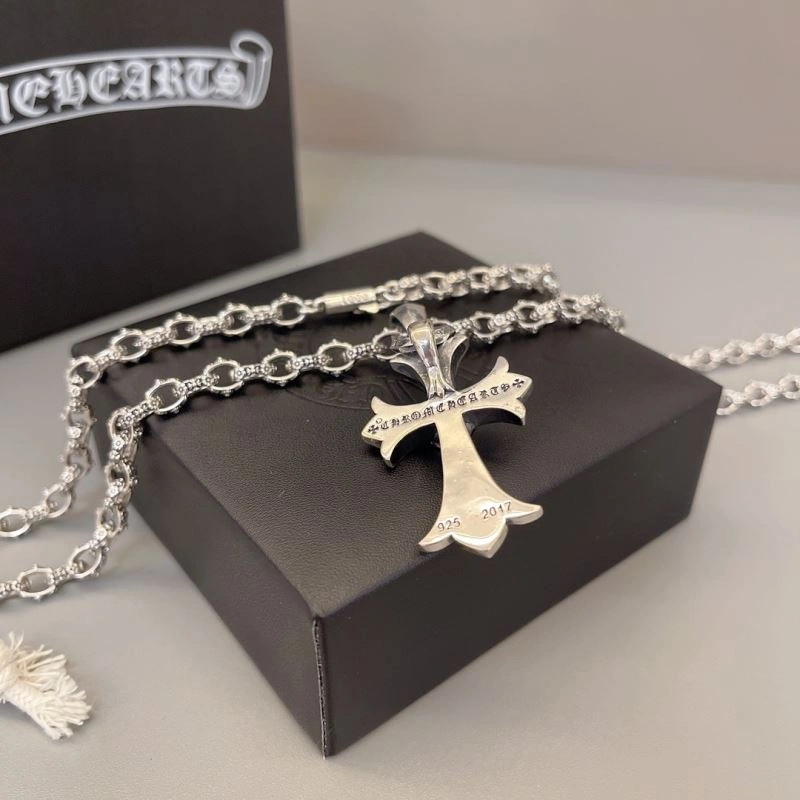 Youthful Chrome Hearts Necklaces 241660