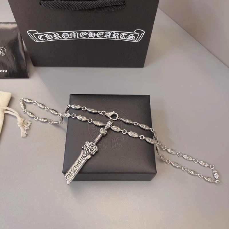 FashionForward Chrome Hearts Necklaces 241656