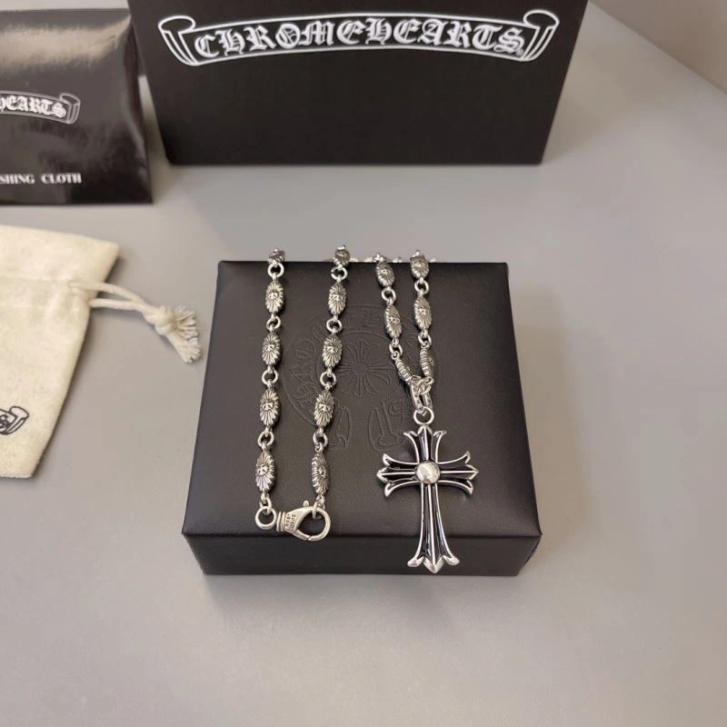 Cozy Chrome Hearts Necklaces 241649