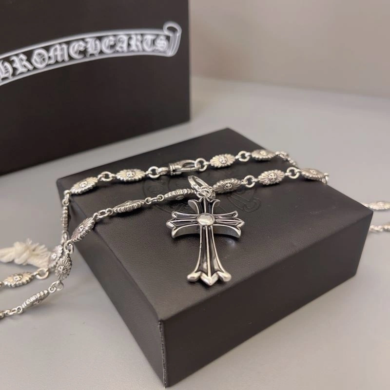 Cozy Chrome Hearts Necklaces 241649