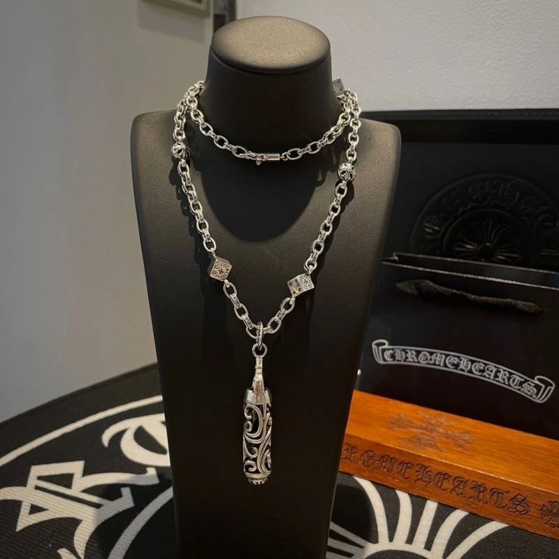 Sleek Chrome Hearts Necklaces 241634