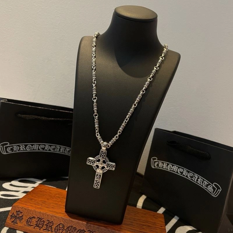 Lightweight Chrome Hearts Necklaces 241632