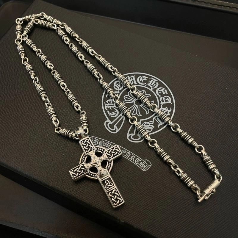 Lightweight Chrome Hearts Necklaces 241632