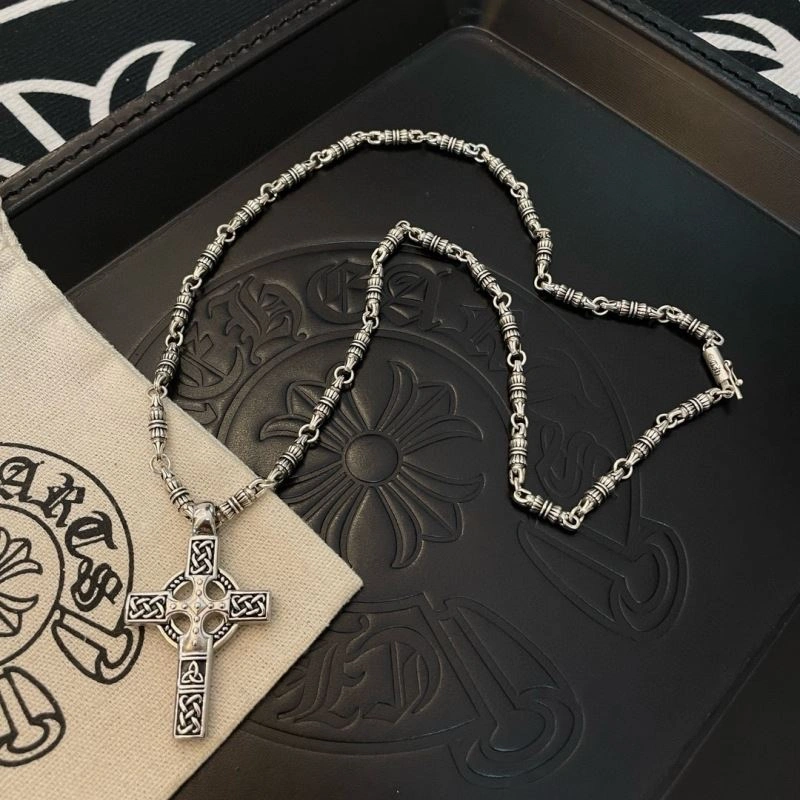 Lightweight Chrome Hearts Necklaces 241632