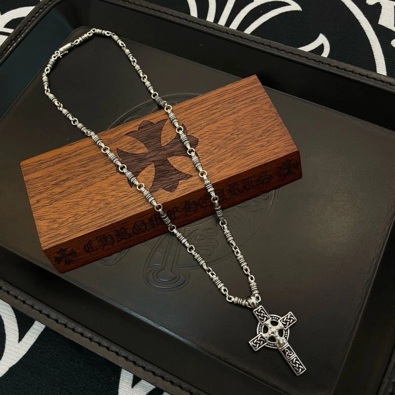 Lightweight Chrome Hearts Necklaces 241632