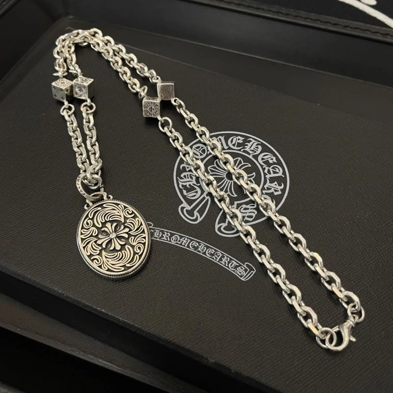 Snug Chrome Hearts Necklaces 241630