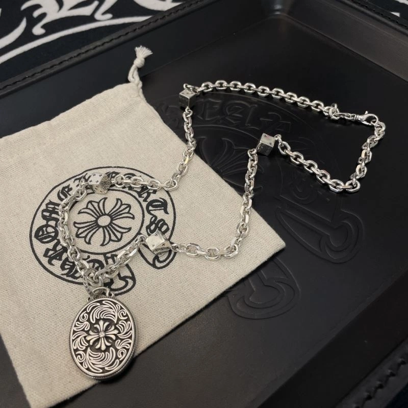 Snug Chrome Hearts Necklaces 241630