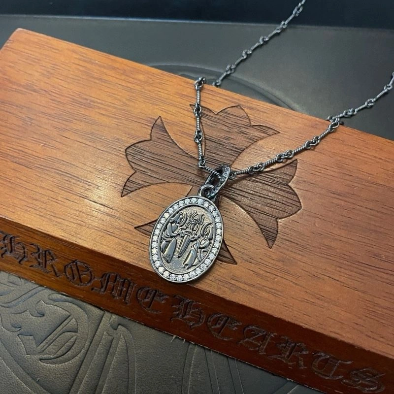 UrbanChic Chrome Hearts Necklaces 241603