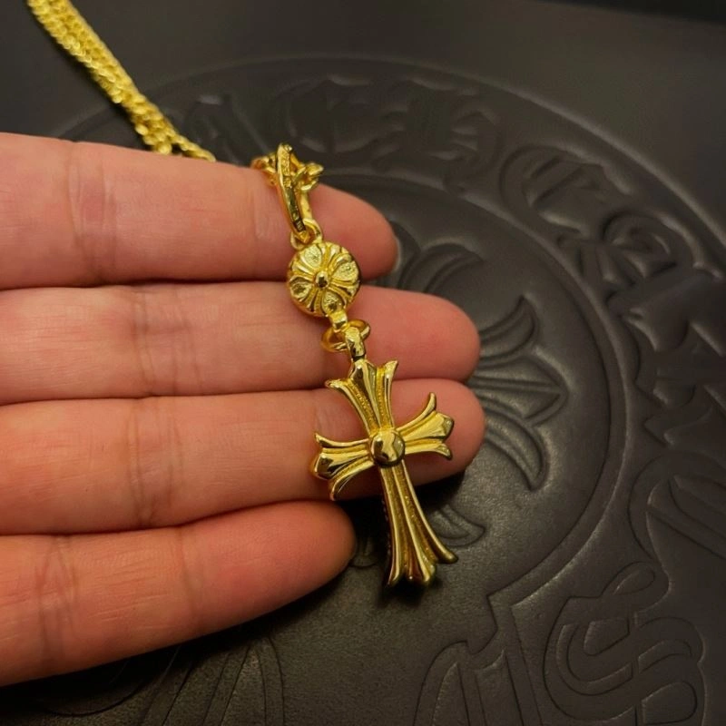 Vibrant Chrome Hearts Necklaces 241570