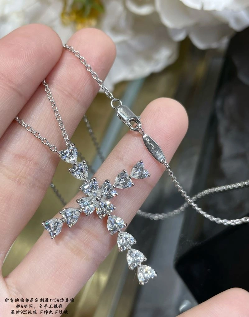 Durable Chrome Hearts Necklaces 241305