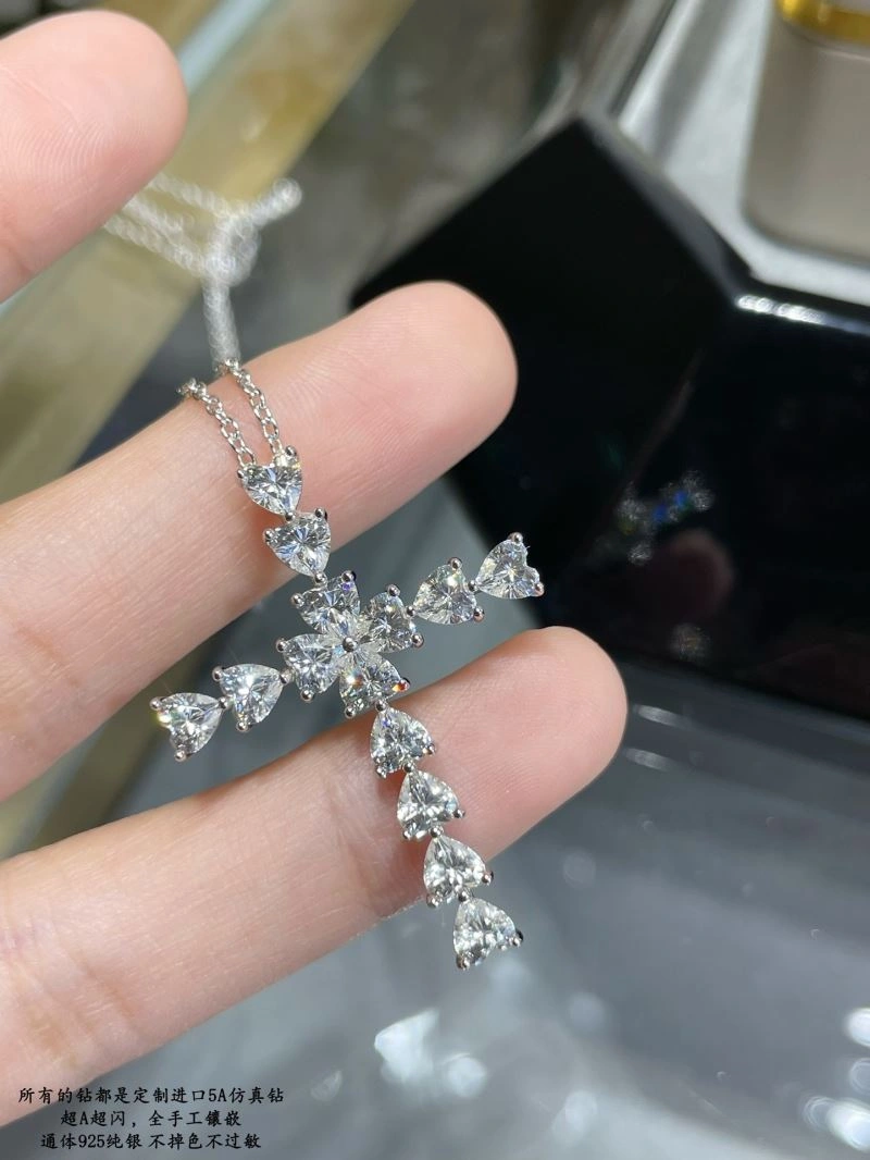 Durable Chrome Hearts Necklaces 241305