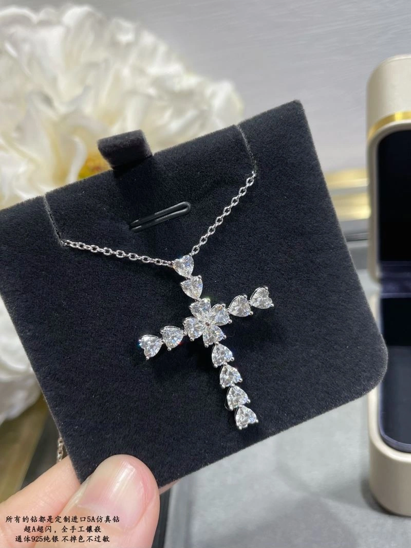 Durable Chrome Hearts Necklaces 241305