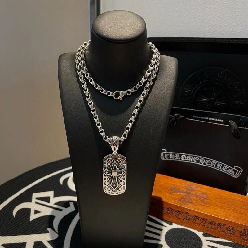 Cozy Chrome Hearts Necklaces 241250