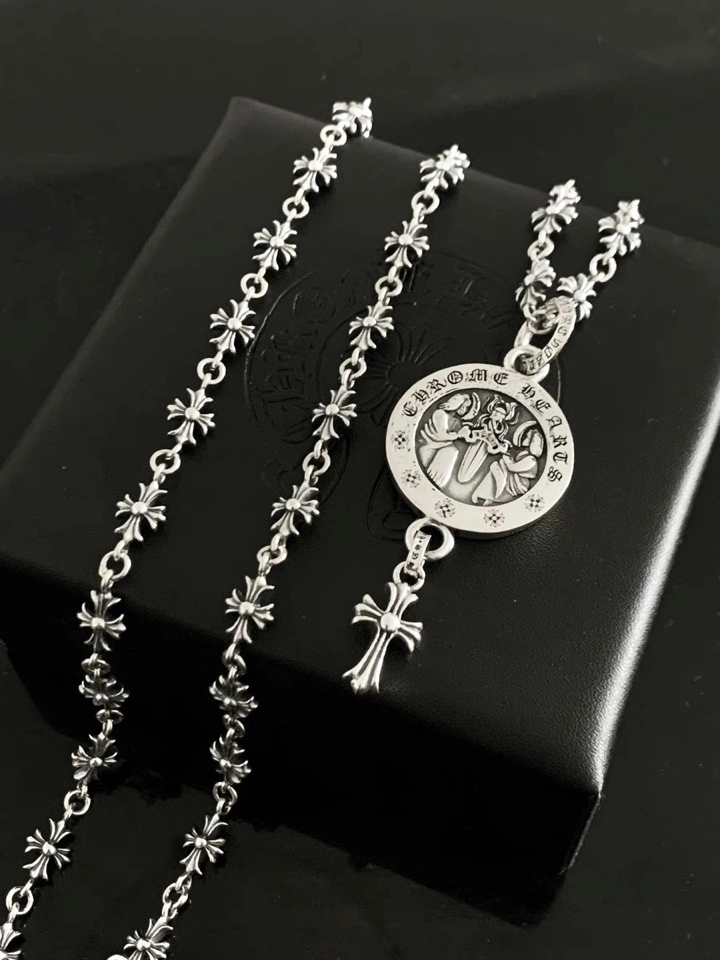 Breathable Chrome Hearts Necklaces 241241