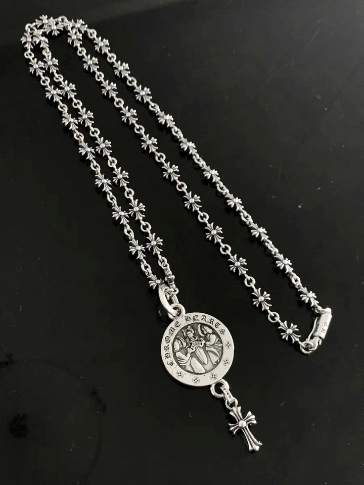 Breathable Chrome Hearts Necklaces 241241