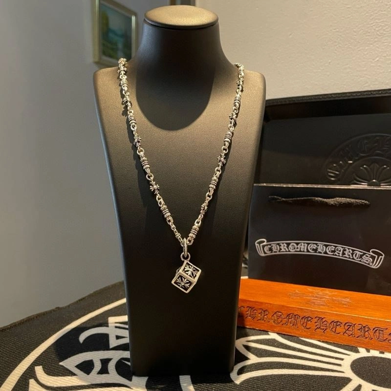 Tailored Chrome Hearts Necklaces 241233