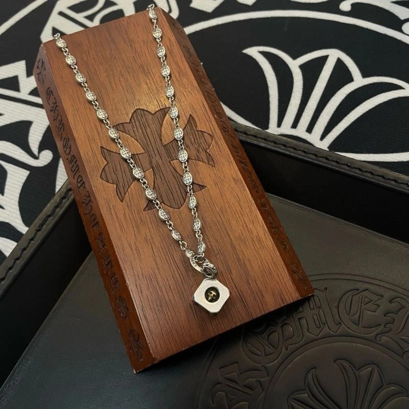 Breathable Chrome Hearts Necklaces 241230