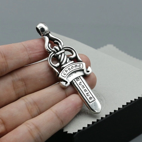 Lightweight Chrome Hearts Necklaces 241201