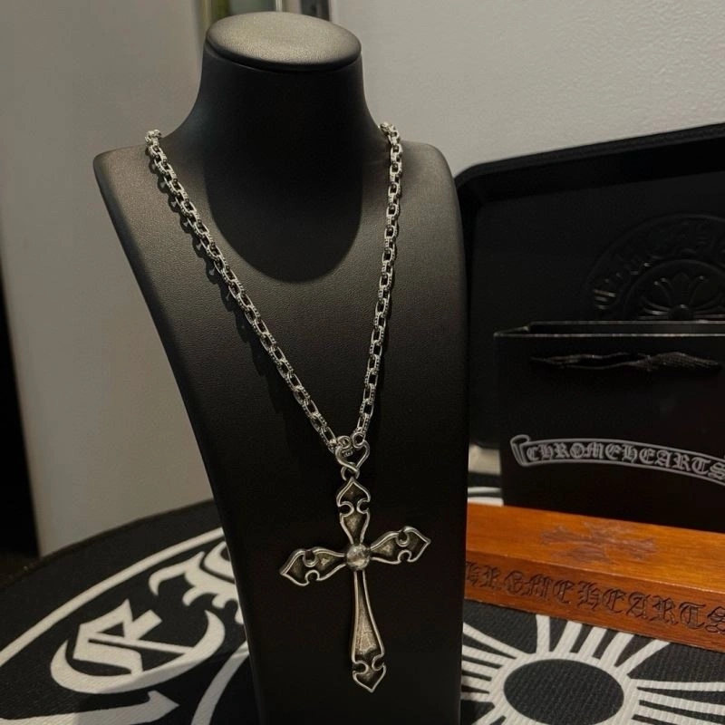 Bold Chrome Hearts Necklaces 241207