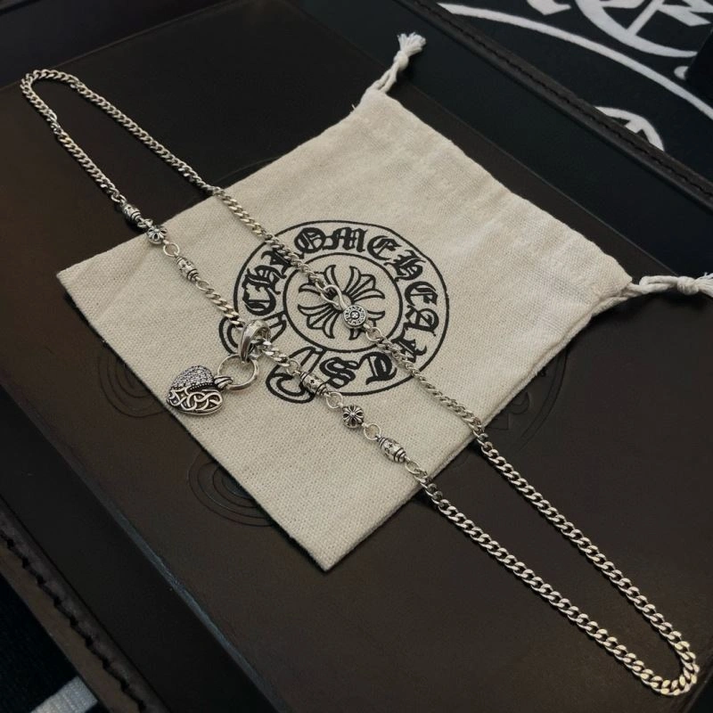 Compact Chrome Hearts Necklaces 241192