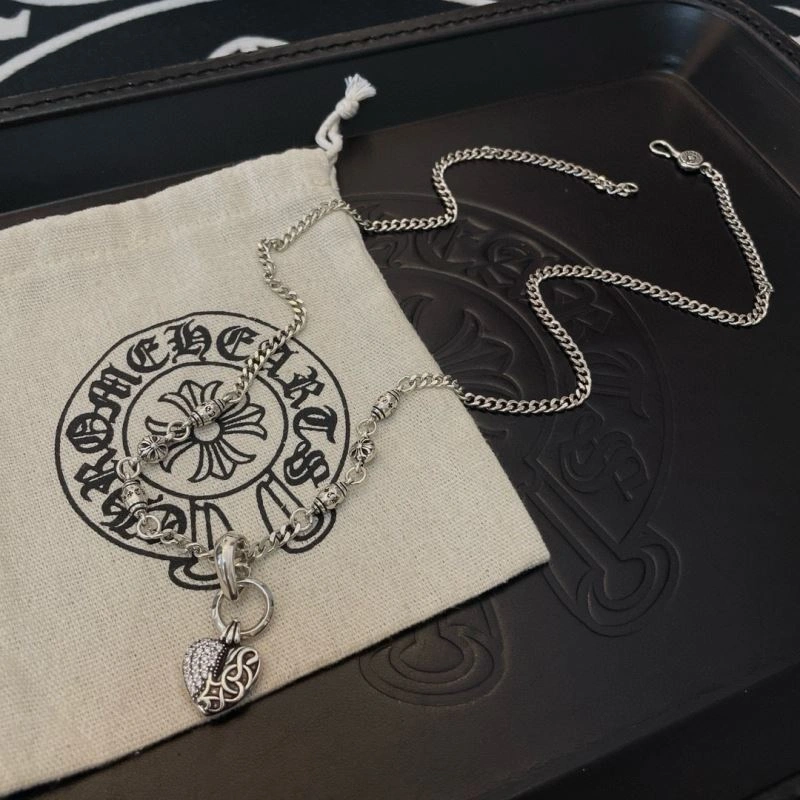 Compact Chrome Hearts Necklaces 241192