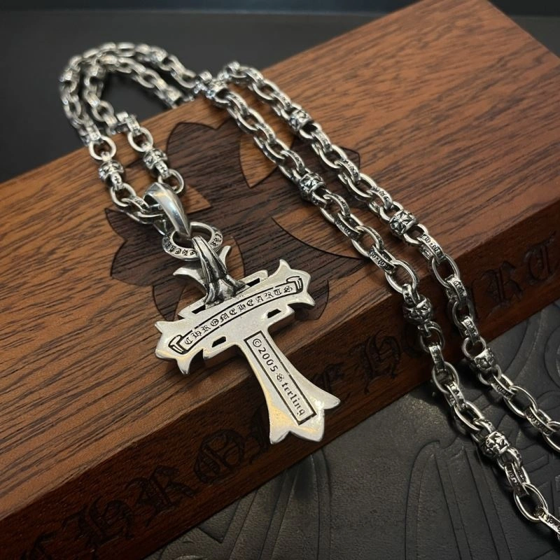 Breathable Chrome Hearts Necklaces 241221