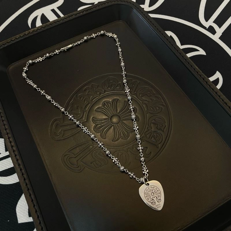 Thermal Chrome Hearts Necklaces 241220