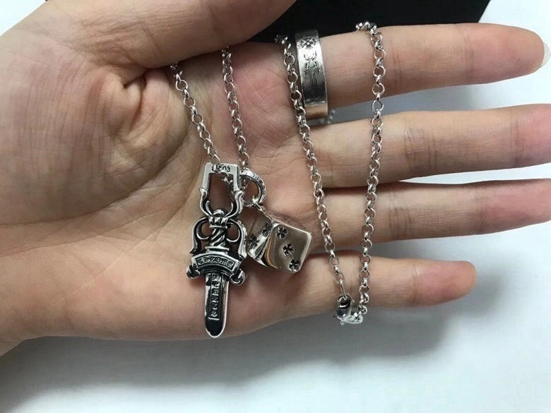 WaterResistant Chrome Hearts Necklaces 241187