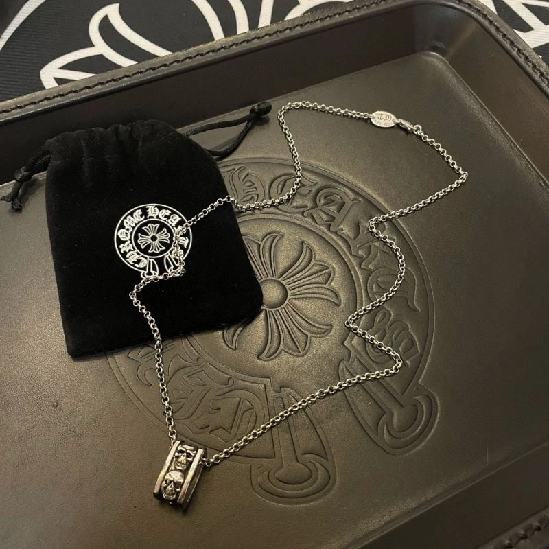 Cozy Chrome Hearts Necklaces 241181